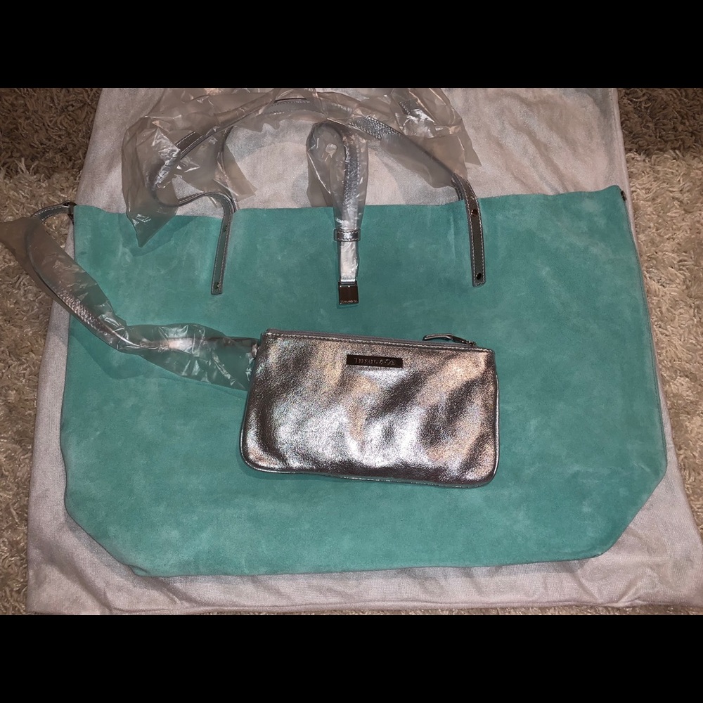 Reversible Tiffany & Co. summer tote
